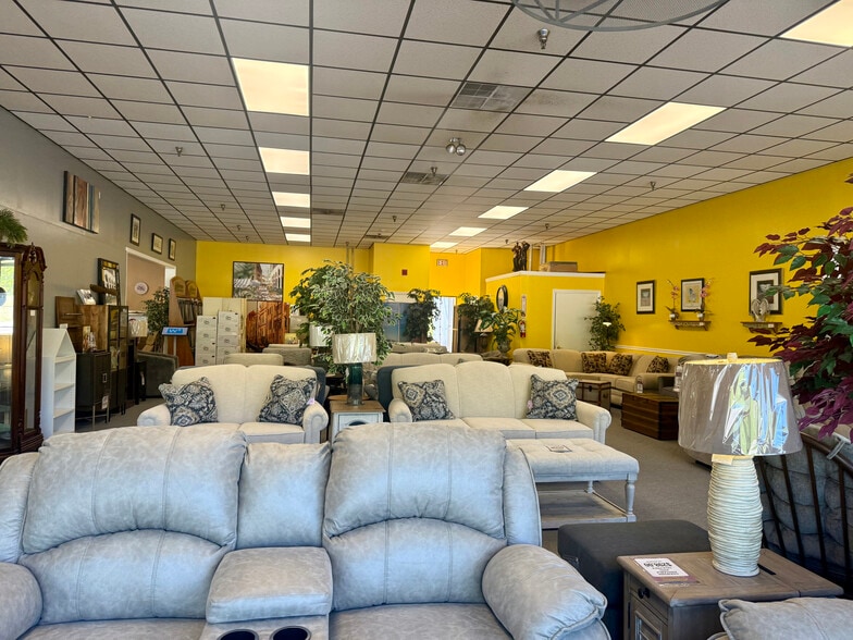 97 Plaistow Rd, Plaistow, NH à louer - Photo intérieure – Image 3 sur 17