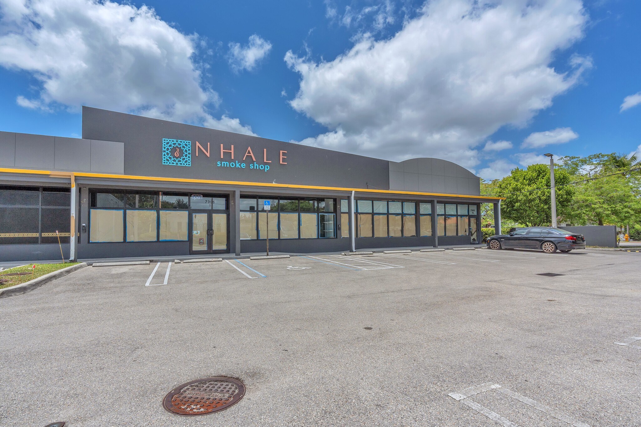 7305 SW 40th St, Miami, FL à vendre Photo de l’immeuble– Image 1 sur 7