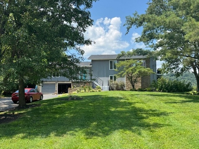 1060 D W Griffith Ln, La Grange, KY à louer - Photo de l’immeuble – Image 2 sur 6