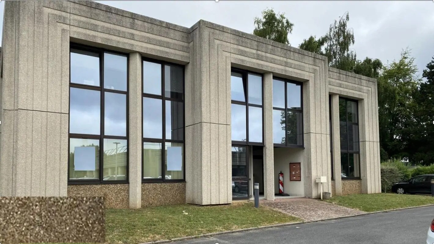 Bureau dans Caen à louer Photo de l’immeuble– Image 1 sur 6