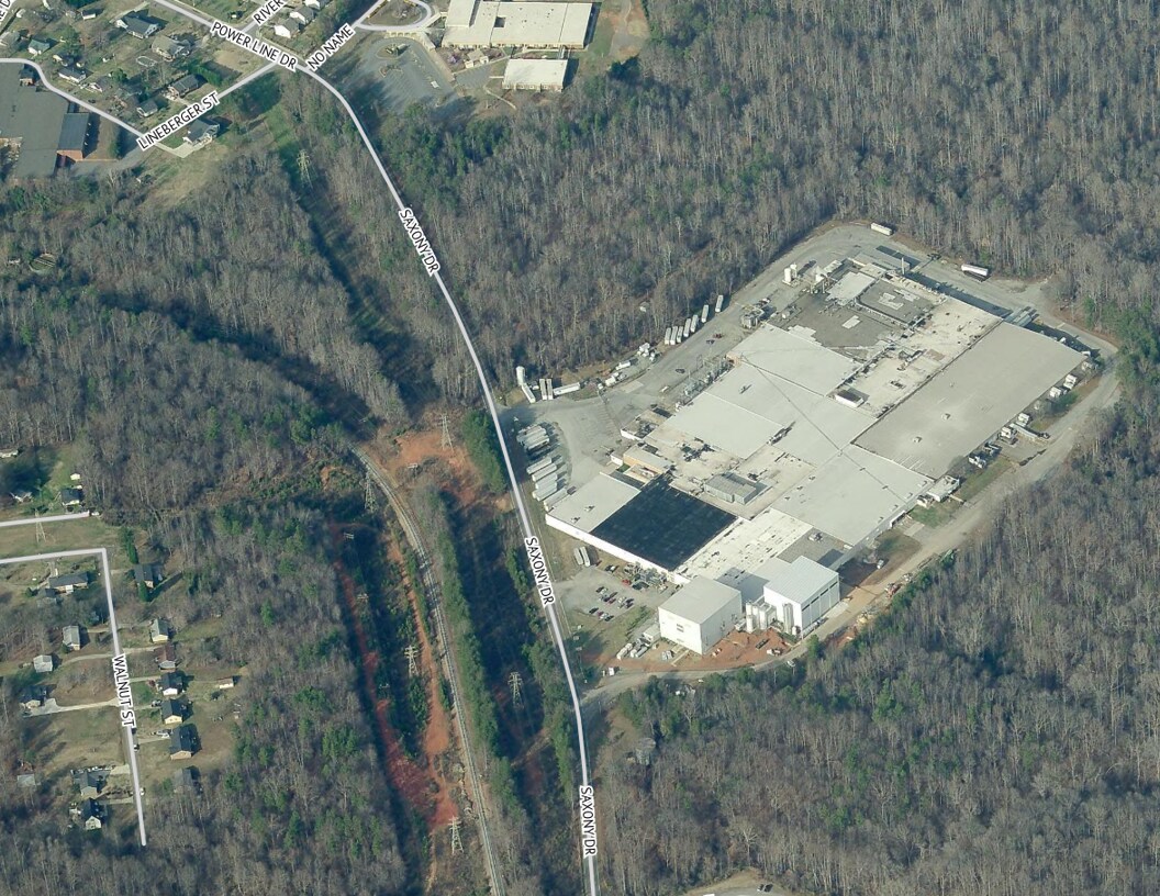 200 Saxony Dr, Lowell, NC à vendre Photo principale– Image 1 sur 4