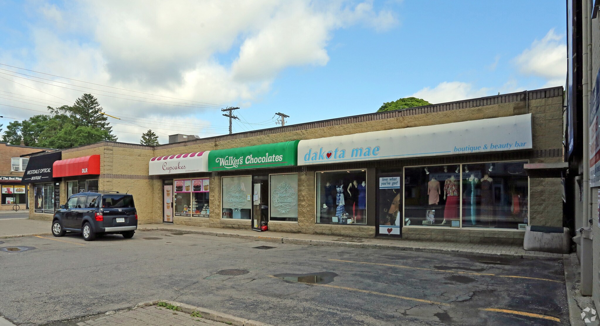 1050 King St W, Hamilton, ON à louer Photo principale– Image 1 sur 7