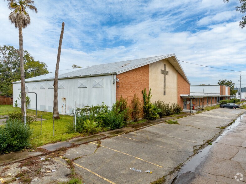 900 Natchez Ave, Pasadena, TX à vendre - Photo principale – Image 1 sur 27