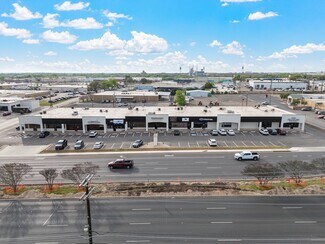 Plus de détails pour 4700-4734 W Waco Dr, Waco, TX - Local commercial à louer