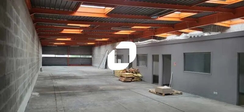 Bureau dans Pessac à louer - Photo de l’immeuble – Image 2 sur 8