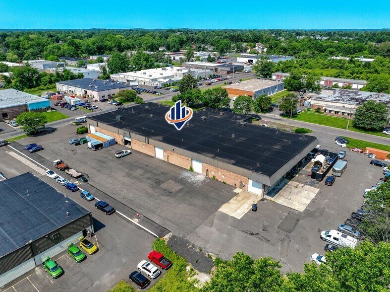 109 Pike Cir, Huntingdon Valley, PA à vendre - Aérien – Image 3 sur 10