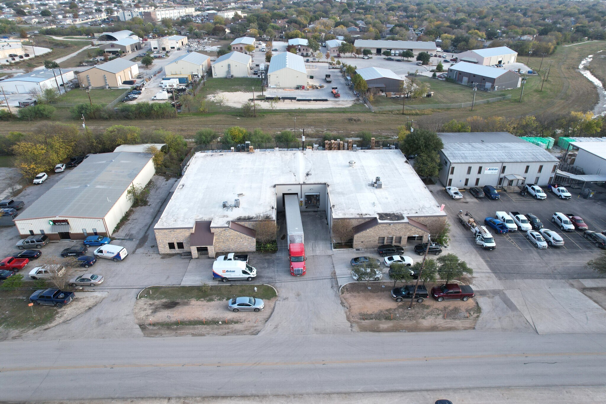 13726-13730 Lookout Rd, San Antonio, TX à vendre Photo principale– Image 1 sur 9