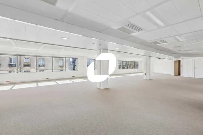 Plus de détails pour 77-79 Avenue De Fontainebleau, Le Kremlin-Bicêtre - Bureau à louer