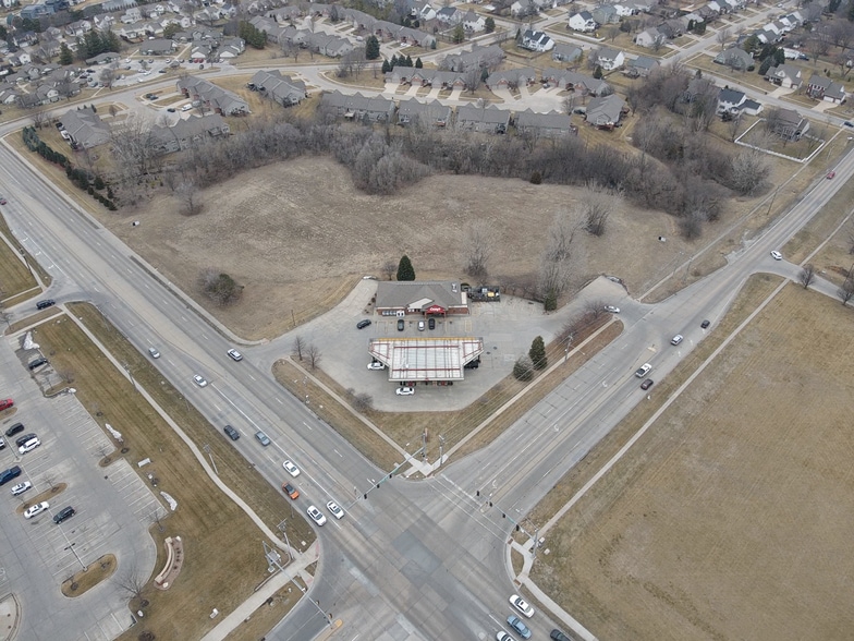 University Ave & Boone Dr, Waukee, IA à vendre - Photo principale – Image 1 sur 7