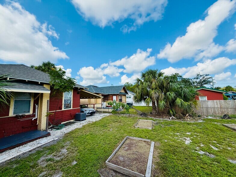 2111 W North B St, Tampa, FL à vendre - Photo de l’immeuble – Image 3 sur 23