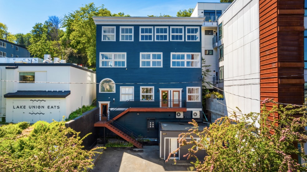 1607 Dexter Ave N, Seattle, WA à vendre - Photo de l’immeuble – Image 2 sur 24