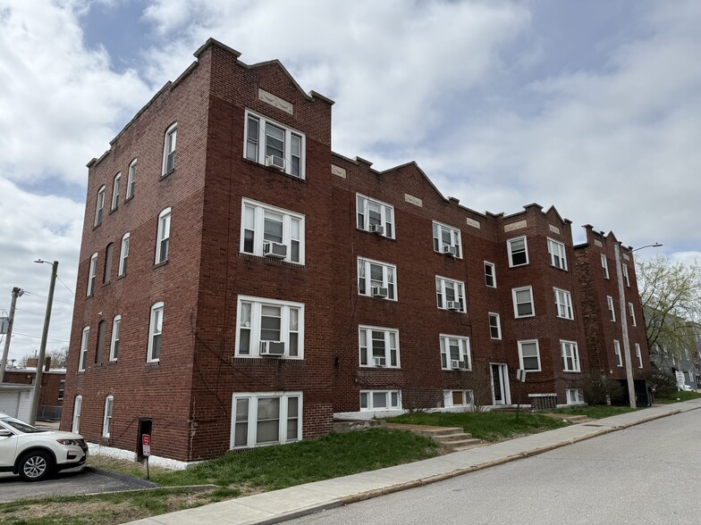 2604 Bellevue Ave, Saint Louis, MO à vendre - Photo de l’immeuble – Image 3 sur 11