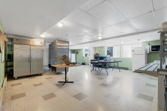5930 Boul Pie-IX, Montréal, QC à louer Photo intérieure– Image 1 sur 11