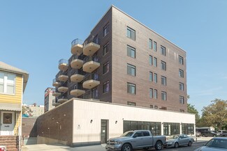 Plus de détails pour 7516 Bay Pky, Brooklyn, NY - Logement à vendre