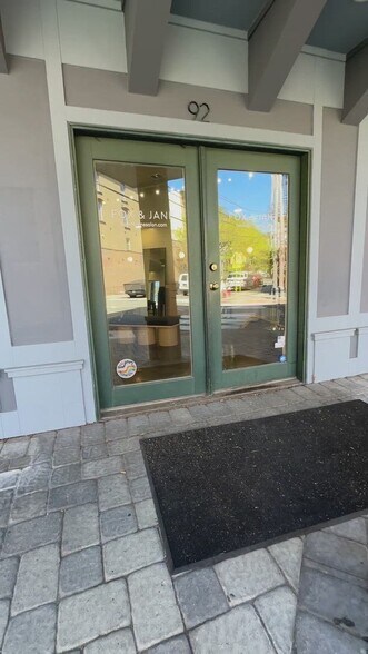 92 Madison St, Hoboken, NJ à vendre - Vidéo sur l’annonce professionnelle – Image 2 sur 17