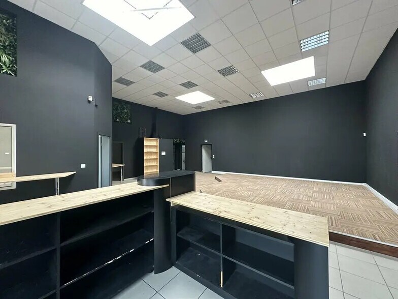 Local d’activités dans OSTWALD à louer - Photo intérieure – Image 3 sur 11