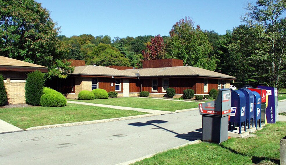 1121 Boyce Rd, Pittsburgh, PA à louer - Autre – Image 2 sur 7