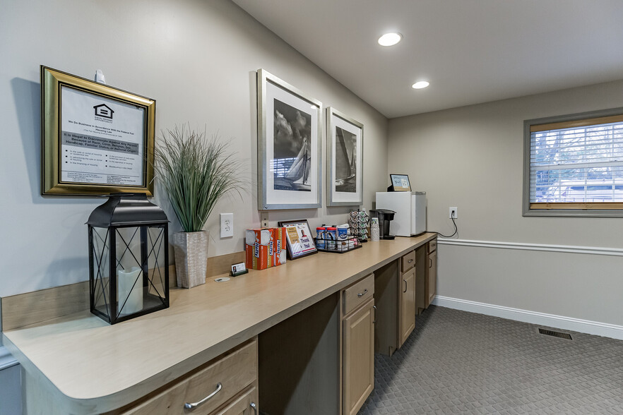 10425 Southern Maryland Blvd, Dunkirk, MD à louer - Photo intérieure – Image 3 sur 30