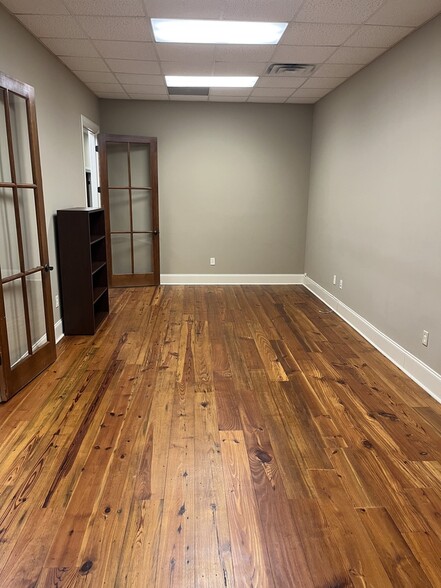 438 Katherine Dr, Flowood, MS à vendre - Photo intérieure – Image 3 sur 12
