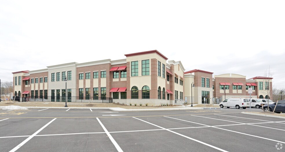 27 S Cooks Bridge Rd, Jackson, NJ à louer - Photo de l’immeuble – Image 3 sur 15