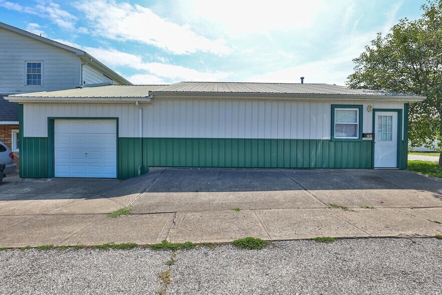 204 Park St, Falmouth, KY à louer - Photo principale – Image 1 sur 4