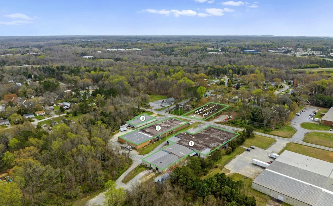 1200-1218 Hickory Chapel Road portefeuille de 5 biens à vendre sur LoopNet.fr Photo de l’immeuble– Image 1 sur 24