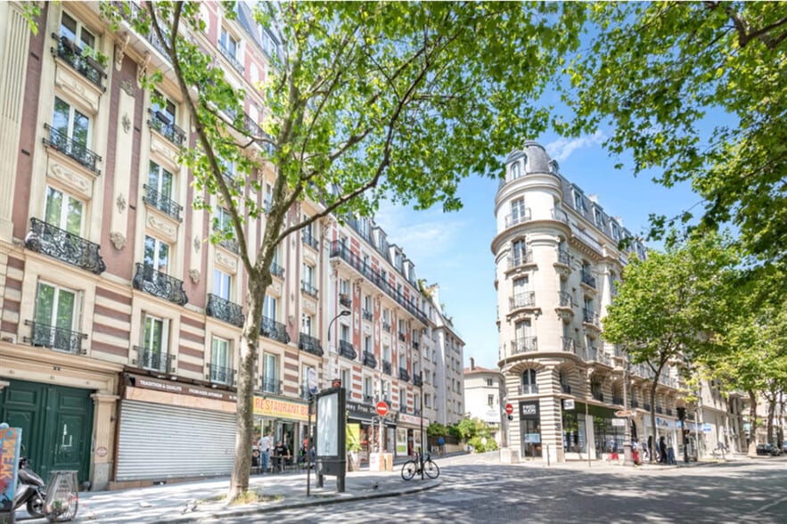 Local commercial dans Paris à vendre - Photo de l’immeuble – Image 1 sur 5