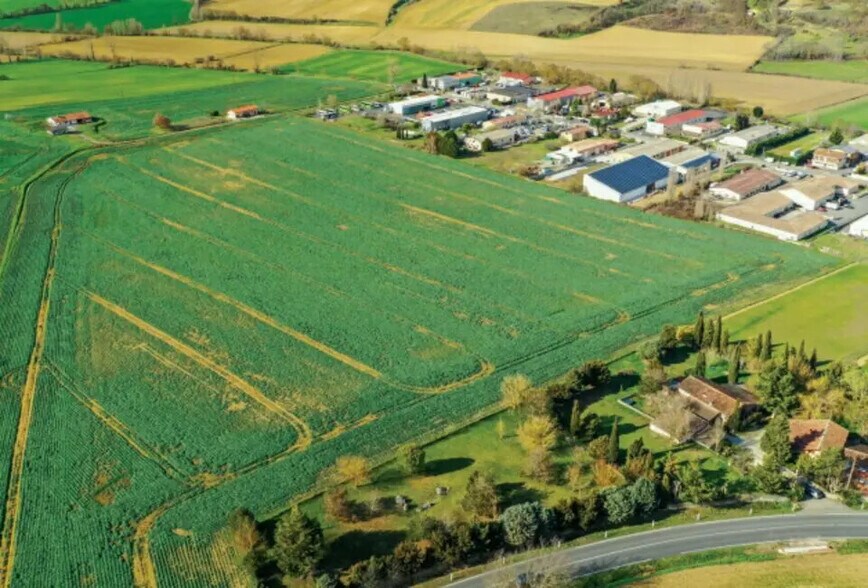 Terrain dans LAFAGE à vendre - Photo de l’immeuble – Image 3 sur 6