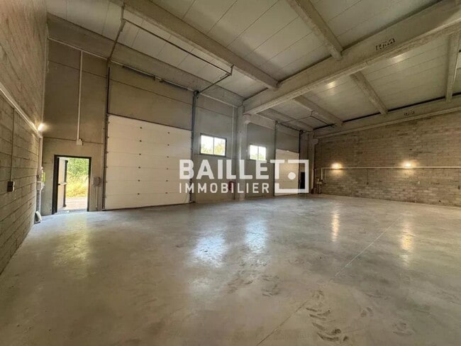 Plus de détails pour Industriel/Logistique à louer