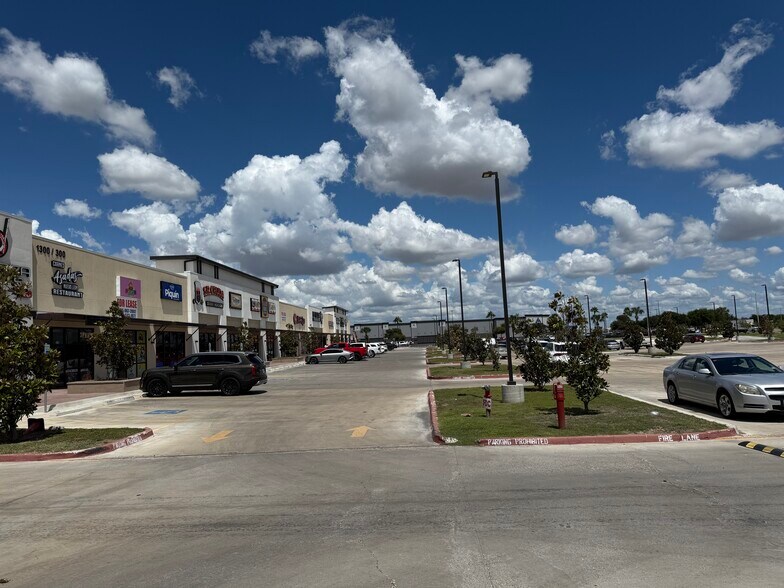 1300 Trenton Rd, McAllen, TX à louer - Photo de l’immeuble – Image 2 sur 9