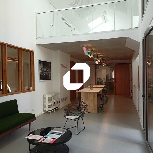 Bureau dans Bordeaux à louer - Photo de l’immeuble – Image 3 sur 13