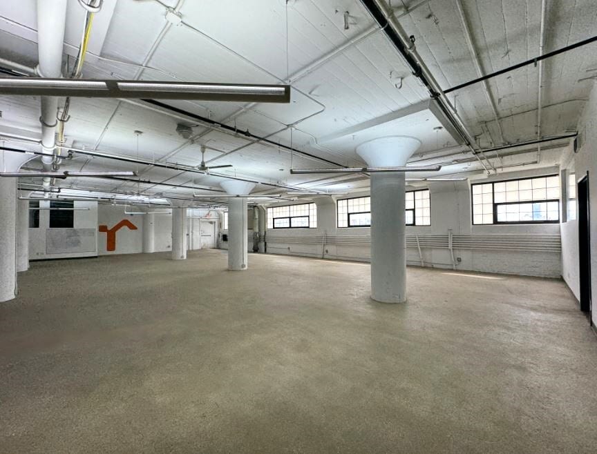 141 Flushing Ave, Brooklyn, NY à louer Photo intérieure– Image 1 sur 2