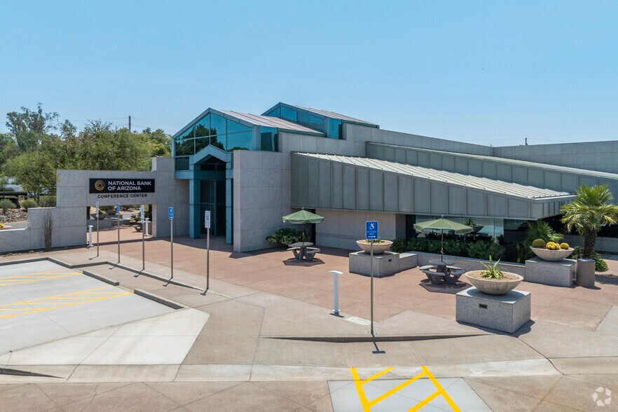6001 N 24th St, Phoenix, AZ à louer - Photo principale – Image 1 sur 5