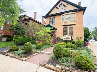 Plus de détails pour 923 E Broad St, Columbus, OH - Bureau à vendre