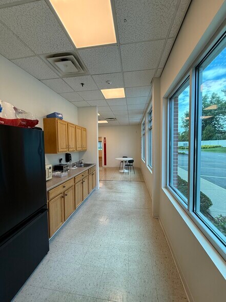 27 Garden St, Danvers, MA à louer - Photo de l’immeuble – Image 3 sur 16