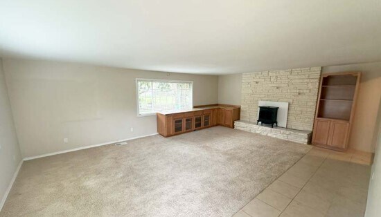 17244 SE Wax Rd, Covington, WA à louer - Photo intérieure – Image 2 sur 5