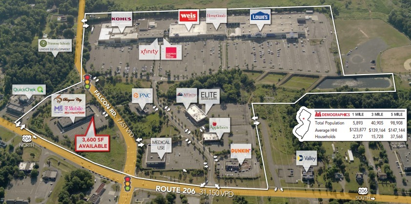 30 Falcon Rd, Hillsborough, NJ à louer - Photo de l’immeuble – Image 1 sur 4