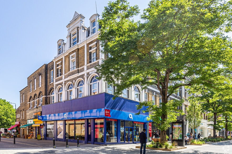 71-77 Powis St, Londres à louer - Photo de l’immeuble – Image 1 sur 12
