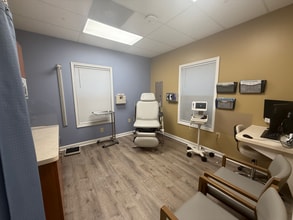 321 Park Hill Dr, Fredericksburg, VA à vendre Photo intérieure– Image 2 sur 11