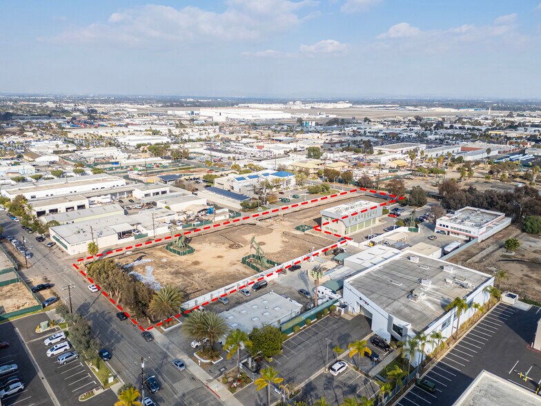 1450 E 27th St, Signal Hill, CA à vendre - Photo de l’immeuble – Image 3 sur 15