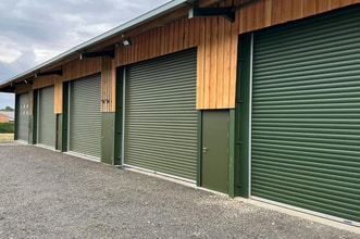 B4011 Aylesbury, Aylesbury à louer Photo de l’immeuble– Image 1 sur 5