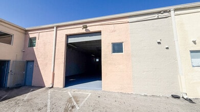 7101 N Miami Ave, Miami, FL à louer Photo intérieure– Image 2 sur 3