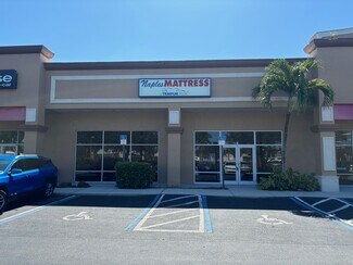 Plus de détails pour 13560 Tamiami Trl N, Naples, FL - Local commercial à louer