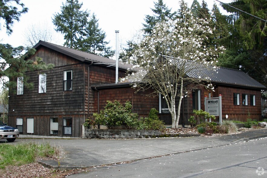 9025 SW Center St, Tigard, OR à vendre - Photo de l’immeuble – Image 2 sur 5