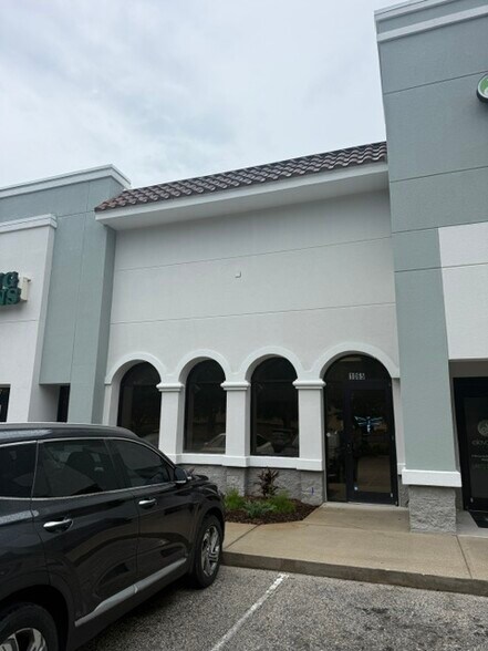 1061 S Sun Dr, Lake Mary, FL à vendre - Photo de l’immeuble – Image 2 sur 12