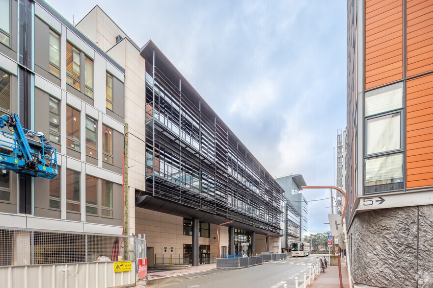 Bureau dans Montrouge à louer - Photo de l’immeuble – Image 2 sur 2