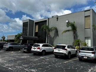 Plus de détails pour 3901 66th St N, Saint Petersburg, FL - Bureau à louer