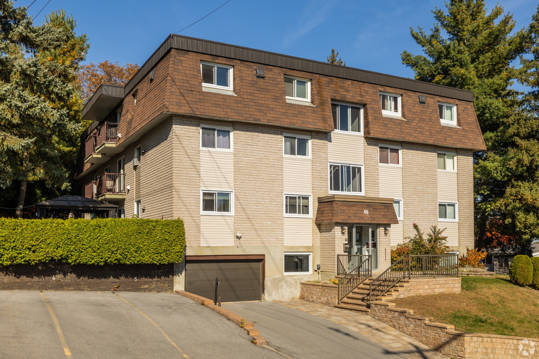 86 Rue Lucien-Brault, Gatineau, QC à vendre Photo principale– Image 1 sur 3