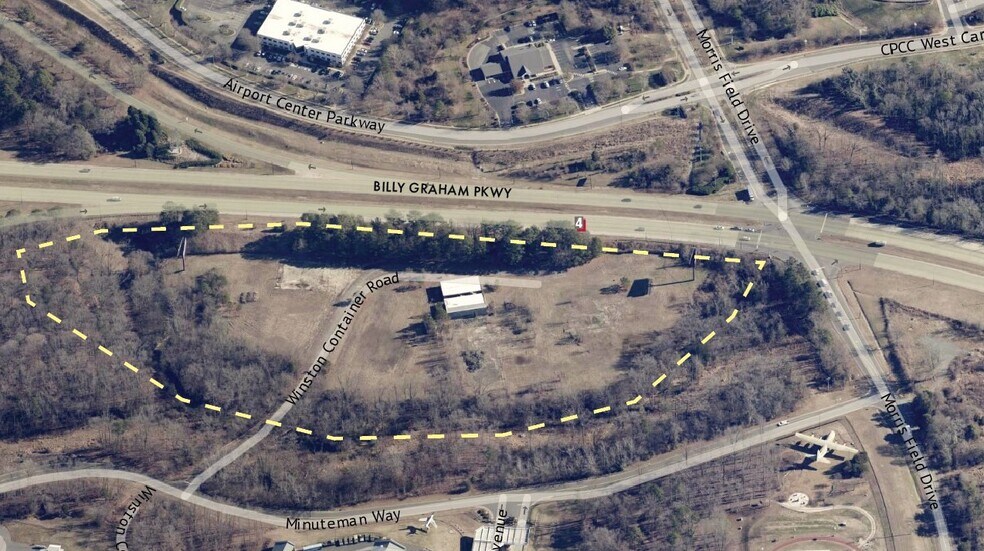4901 Winston Container Rd, Charlotte, NC à louer - Photo de l’immeuble – Image 1 sur 6