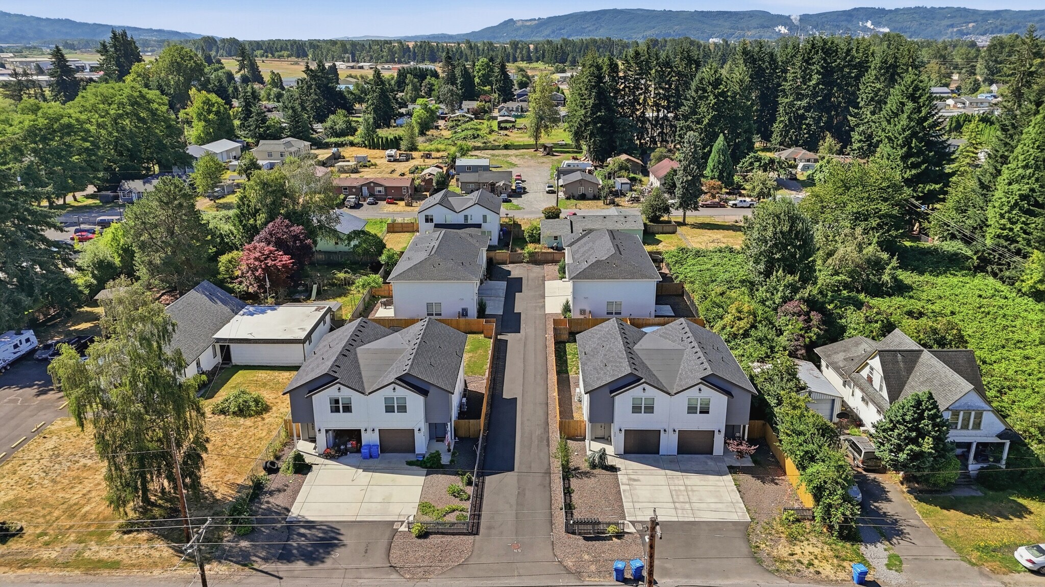 972 Walnut St, Kelso, WA à vendre Photo principale– Image 1 sur 49